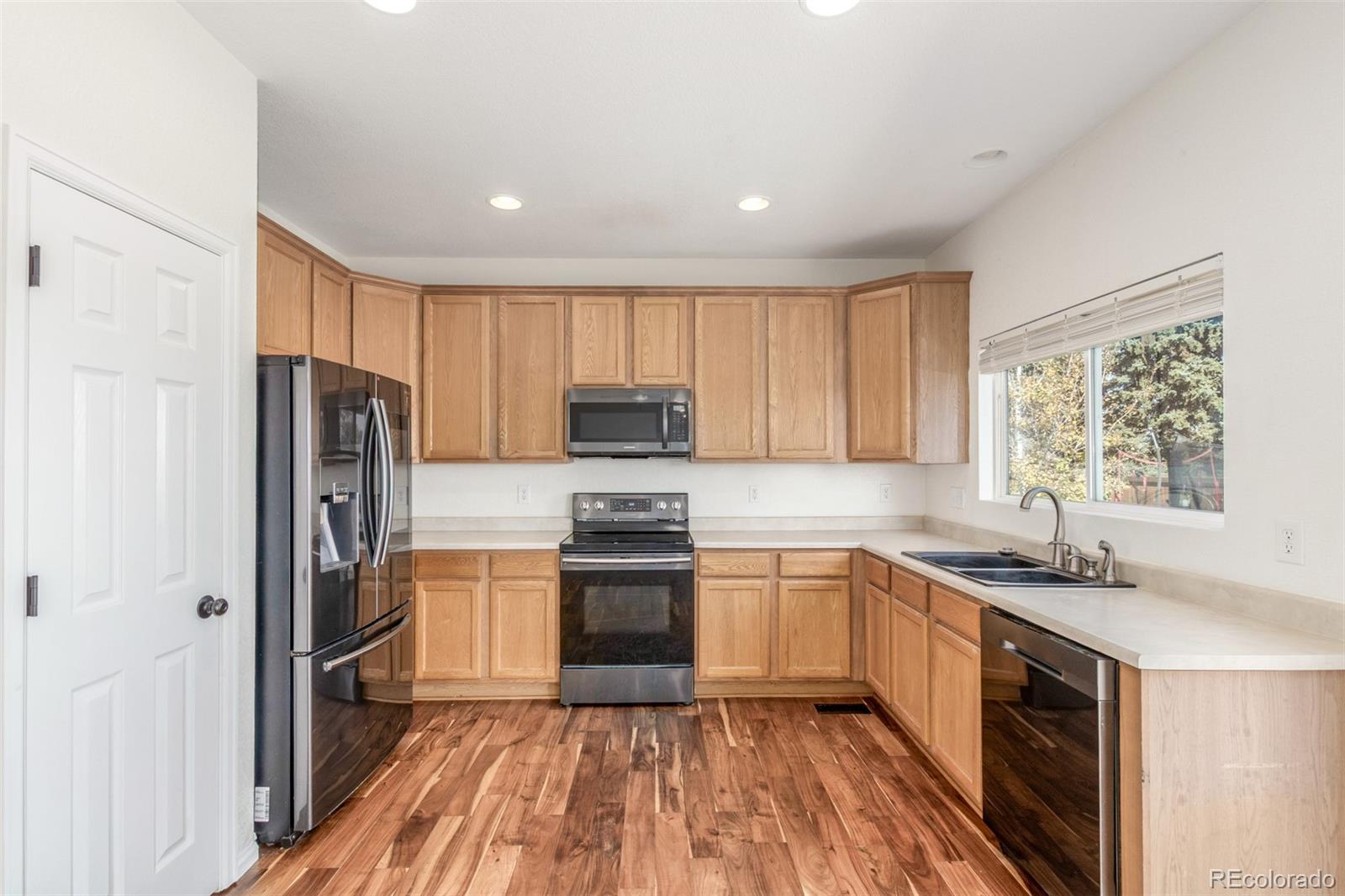 MLS Image #14 for 1519  mallard drive,johnstown, Colorado