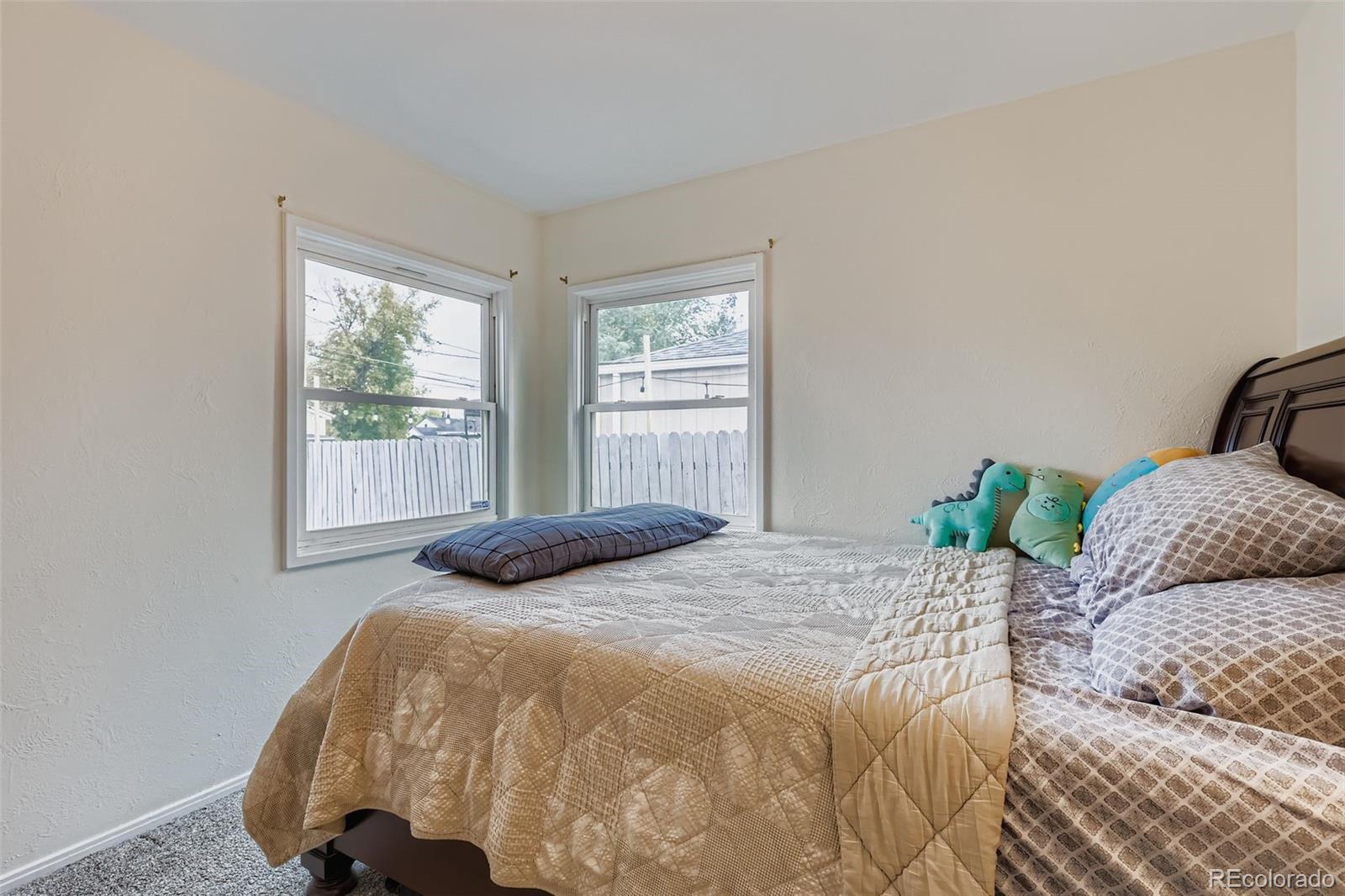 MLS Image #15 for 452 n perry street,denver, Colorado