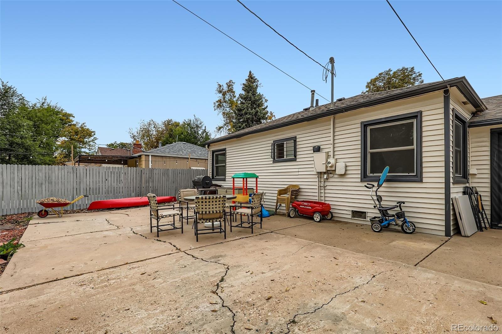 MLS Image #23 for 452 n perry street,denver, Colorado