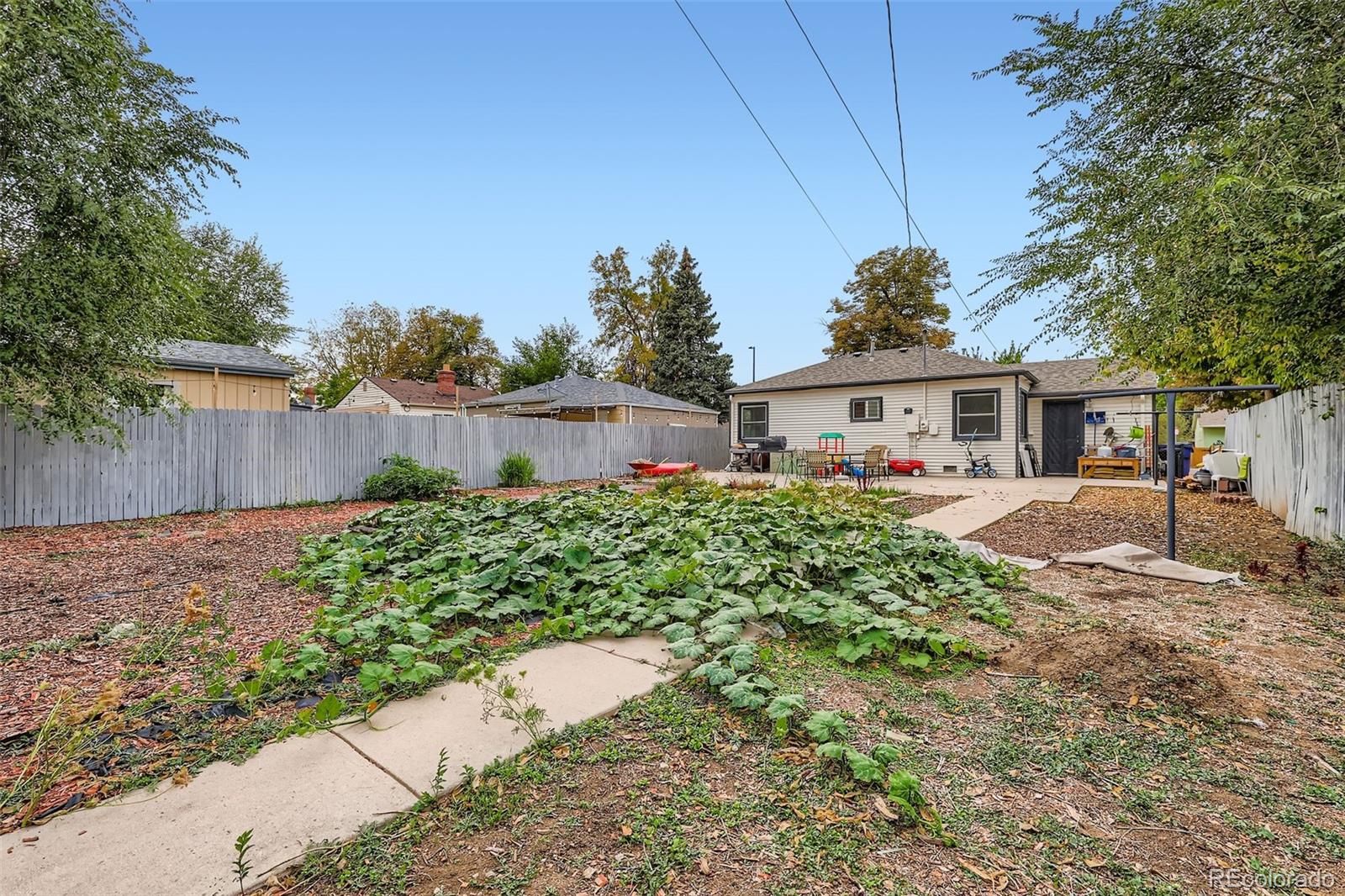 MLS Image #26 for 452 n perry street,denver, Colorado