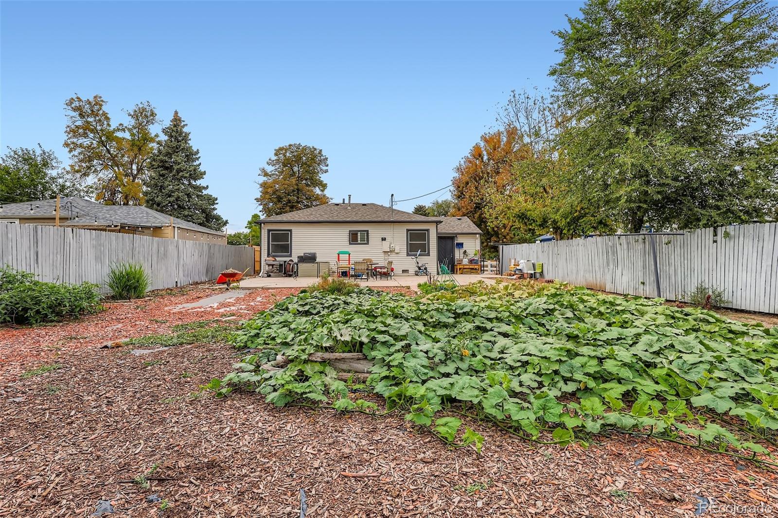 MLS Image #27 for 452 n perry street,denver, Colorado
