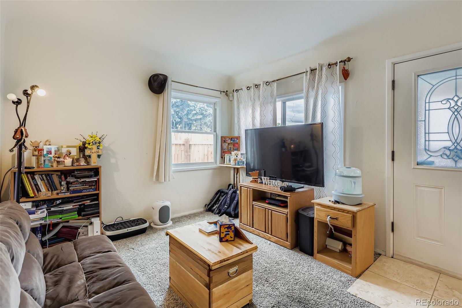 MLS Image #5 for 452 n perry street,denver, Colorado
