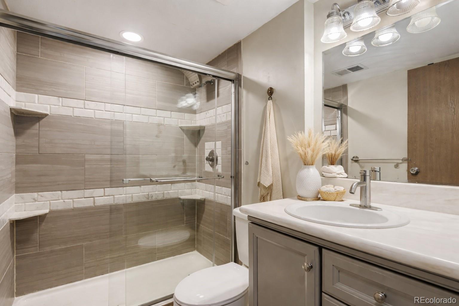 MLS Image #11 for 4247 s pitkin street,aurora, Colorado