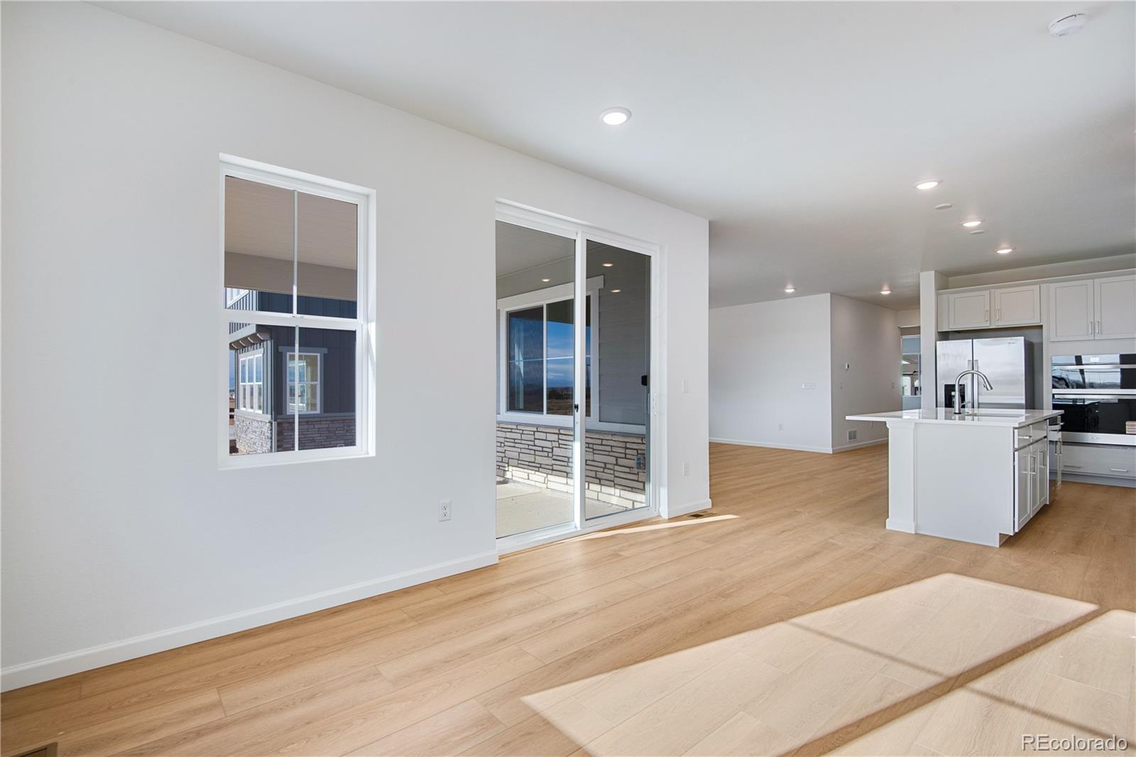 MLS Image #13 for 24562 e 34th avenue,aurora, Colorado