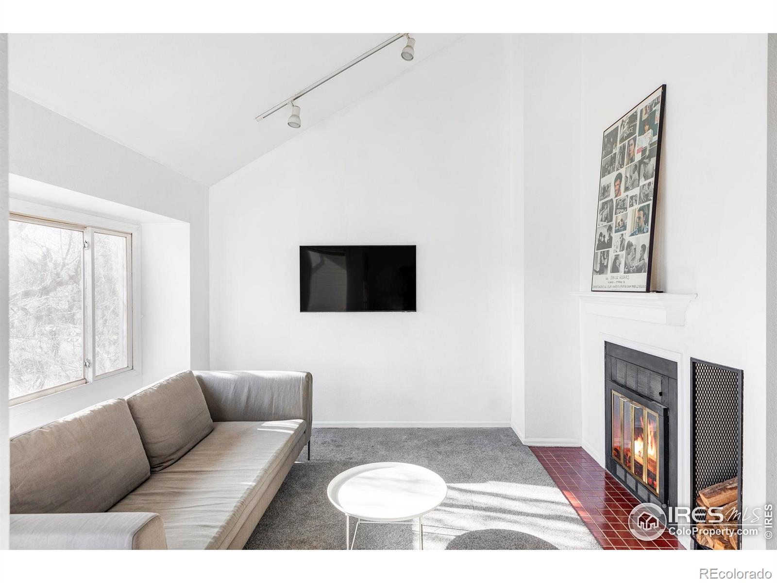 MLS Image #3 for 2201  pearl street,boulder, Colorado
