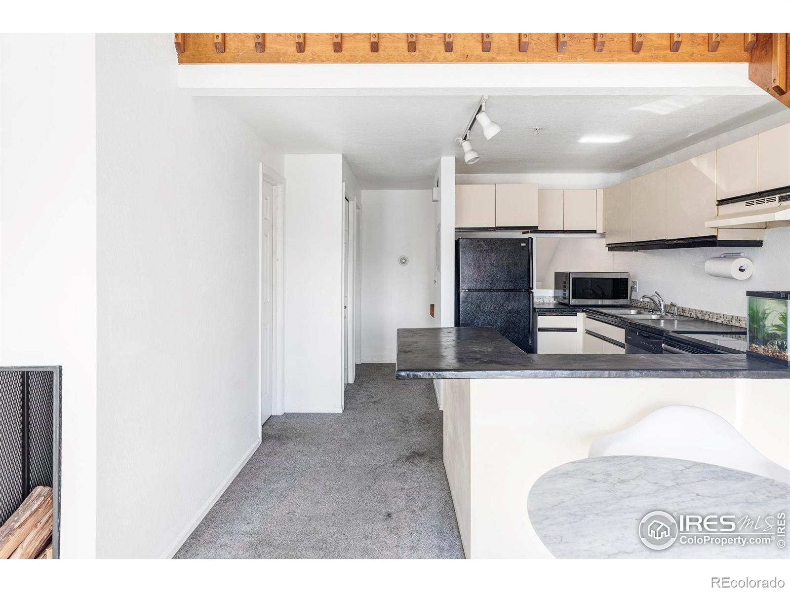 MLS Image #5 for 2201  pearl street,boulder, Colorado