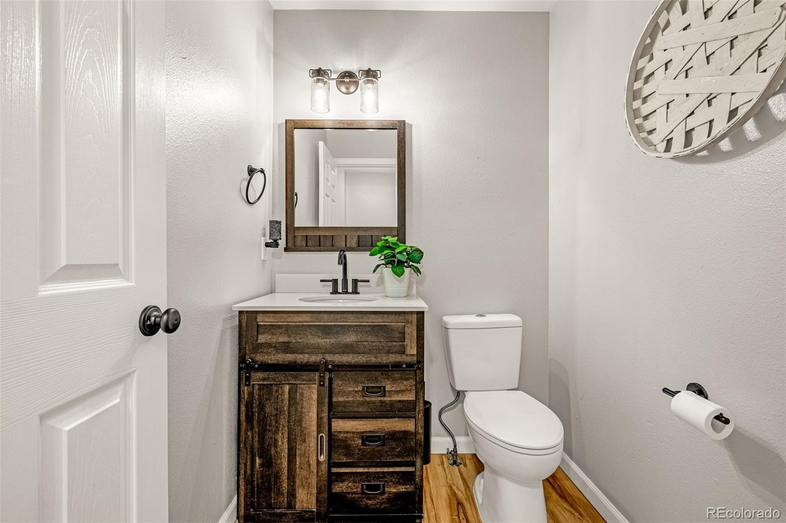 MLS Image #11 for 1089 w 112th avenue,denver, Colorado