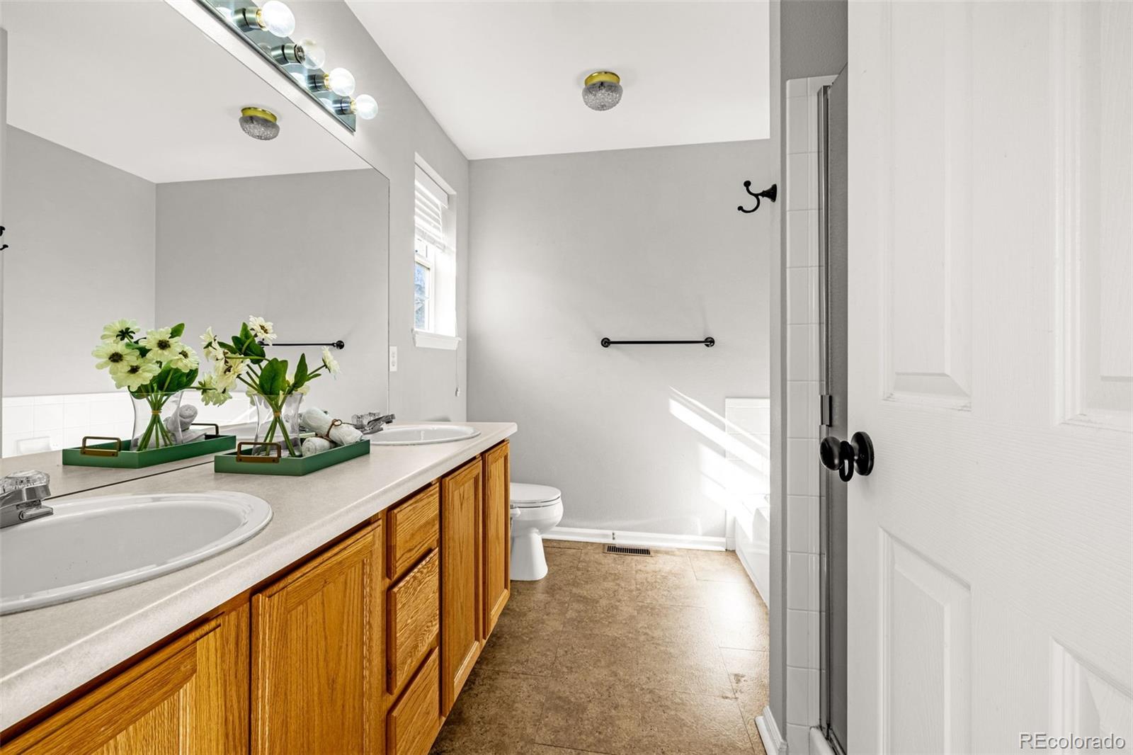 MLS Image #17 for 1089 w 112th avenue,denver, Colorado