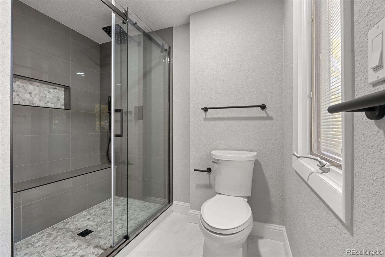 MLS Image #4 for 8545 e mineral circle,centennial, Colorado