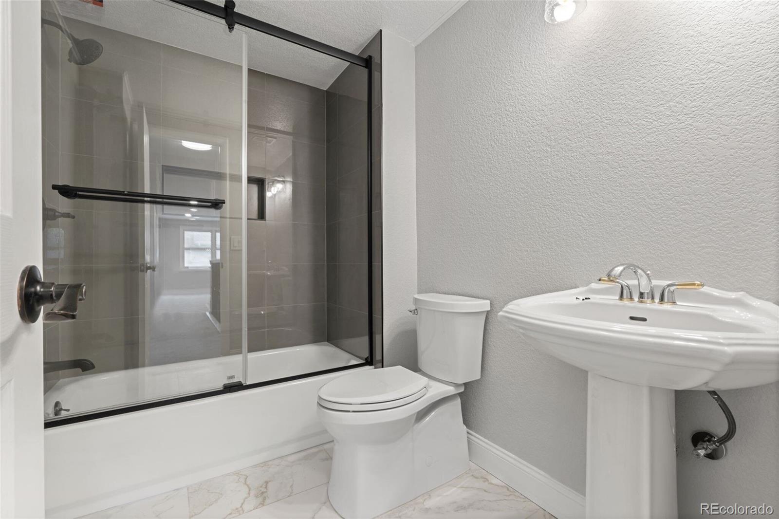 MLS Image #6 for 8545 e mineral circle,centennial, Colorado