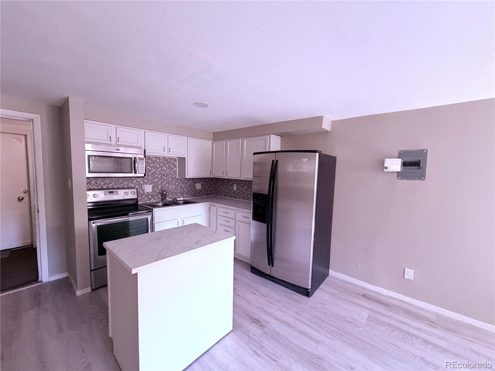MLS Image #14 for 8828 e florida avenue 113,denver, Colorado
