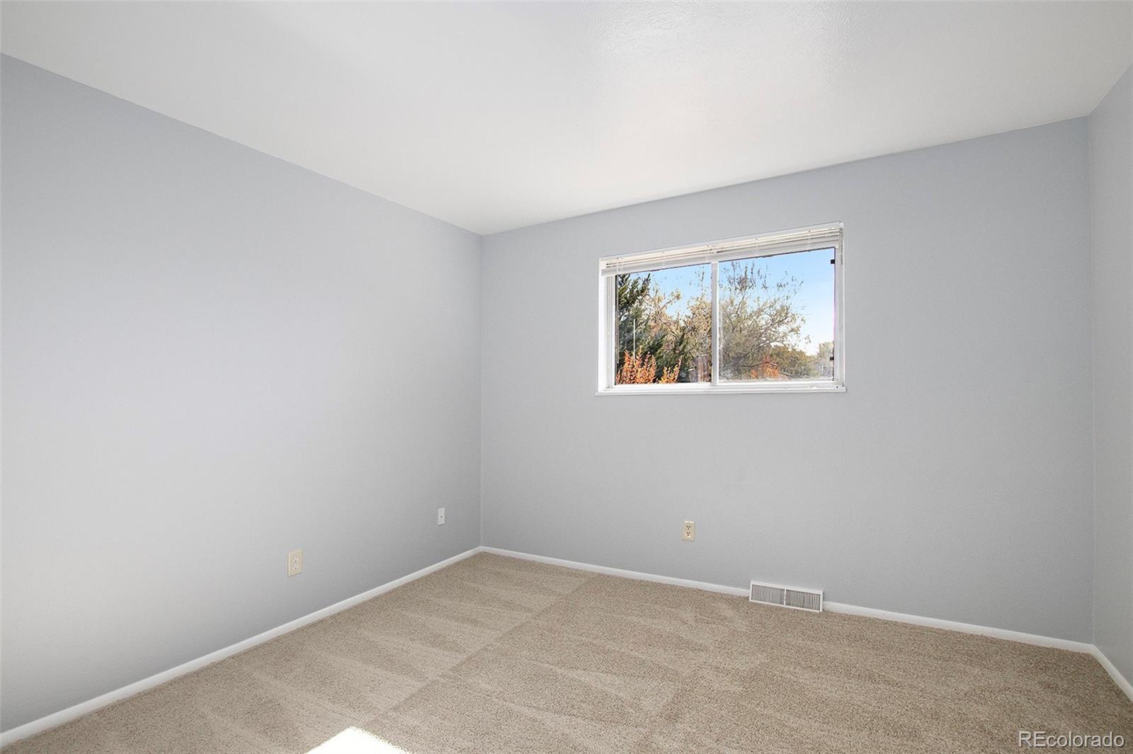MLS Image #11 for 15552 e temple place,aurora, Colorado