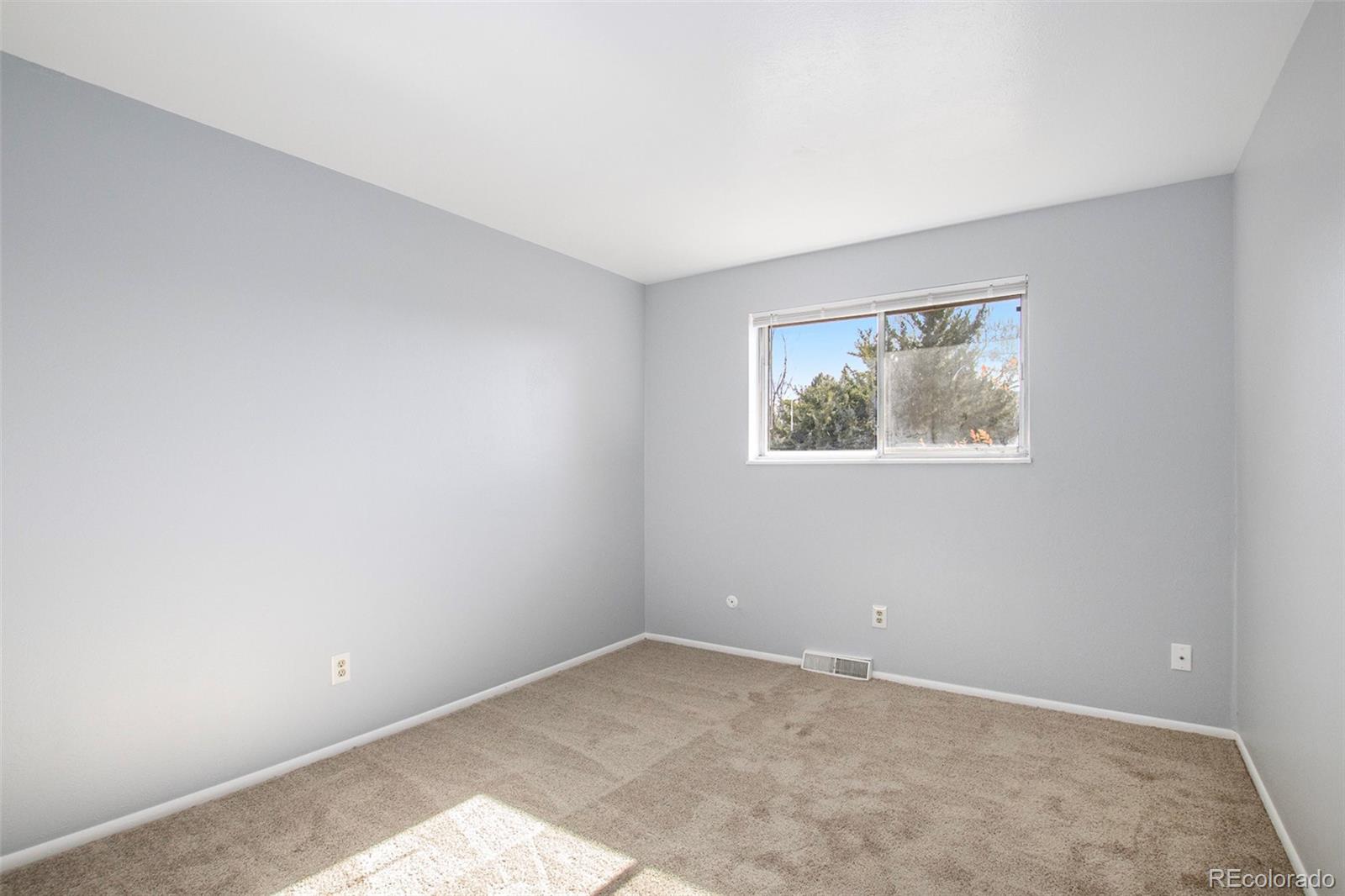 MLS Image #12 for 15552 e temple place,aurora, Colorado