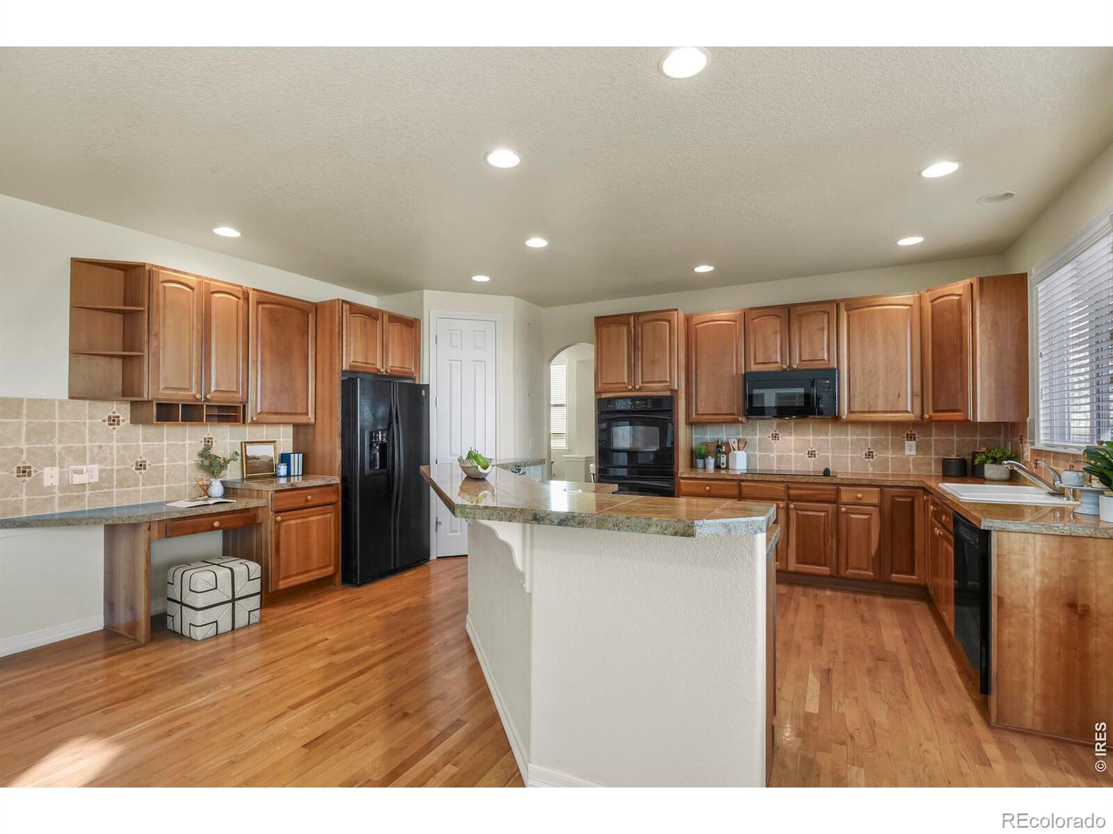 MLS Image #11 for 1720  twilight court,longmont, Colorado
