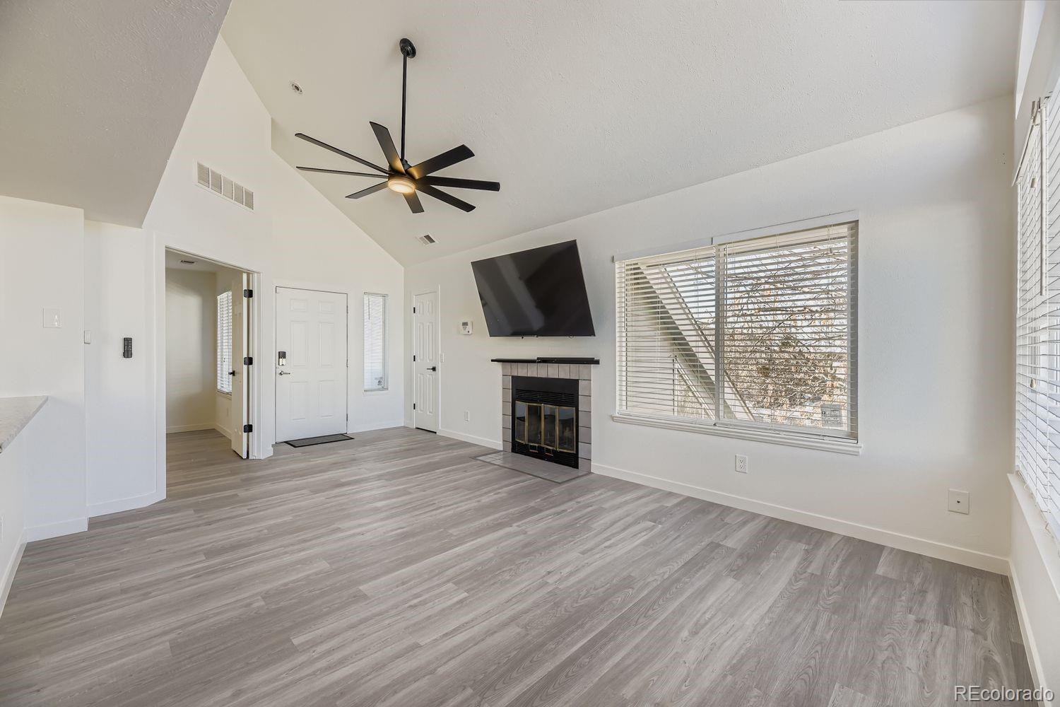 MLS Image #6 for 8500 e jefferson avenue,denver, Colorado
