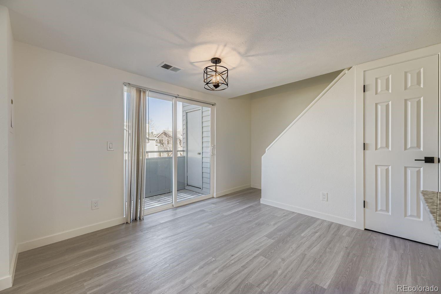 MLS Image #7 for 8500 e jefferson avenue,denver, Colorado
