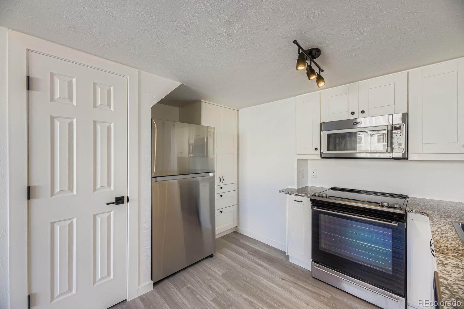 MLS Image #9 for 8500 e jefferson avenue,denver, Colorado
