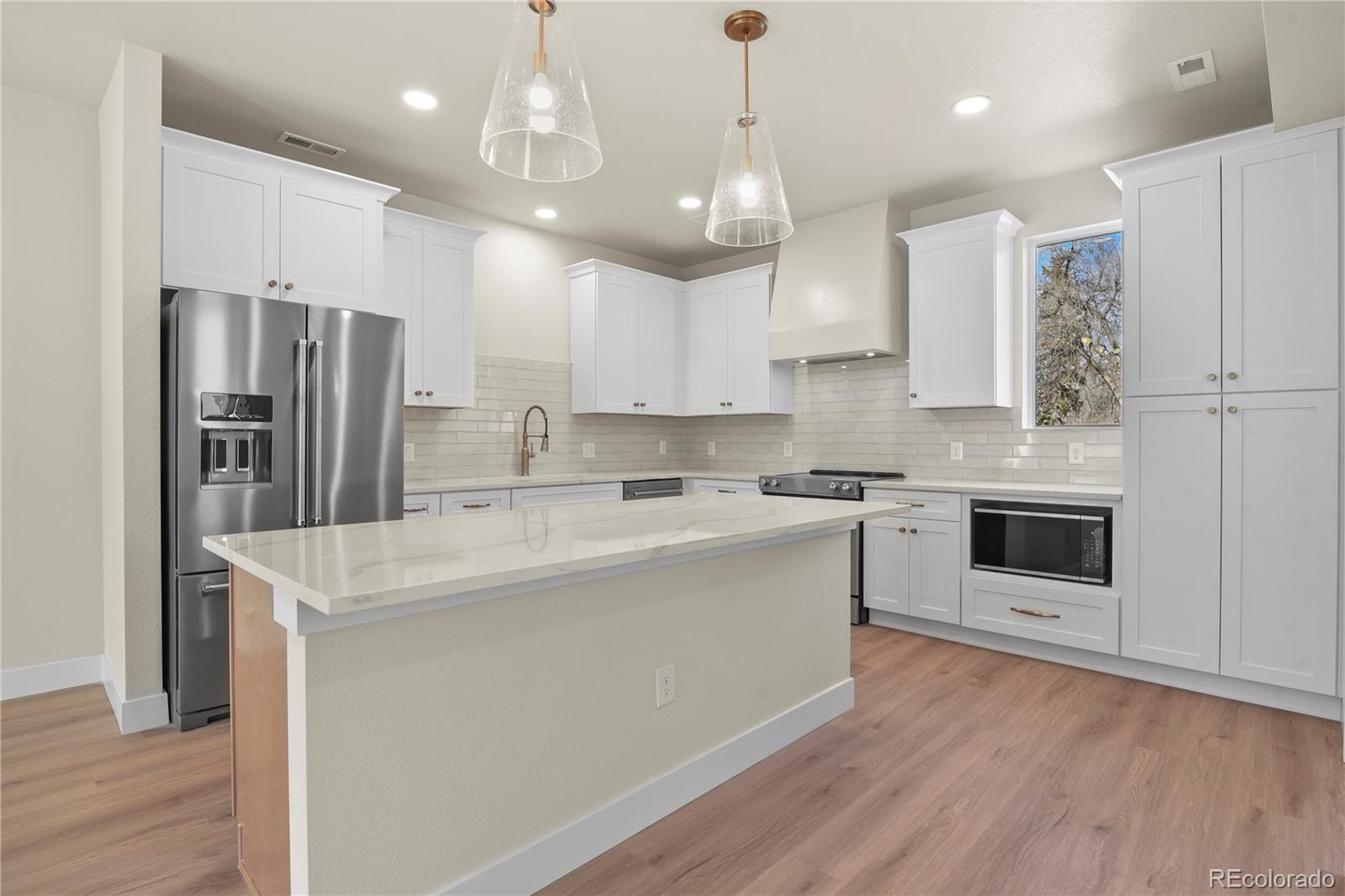 MLS Image #3 for 7  noyer court,colorado springs, Colorado