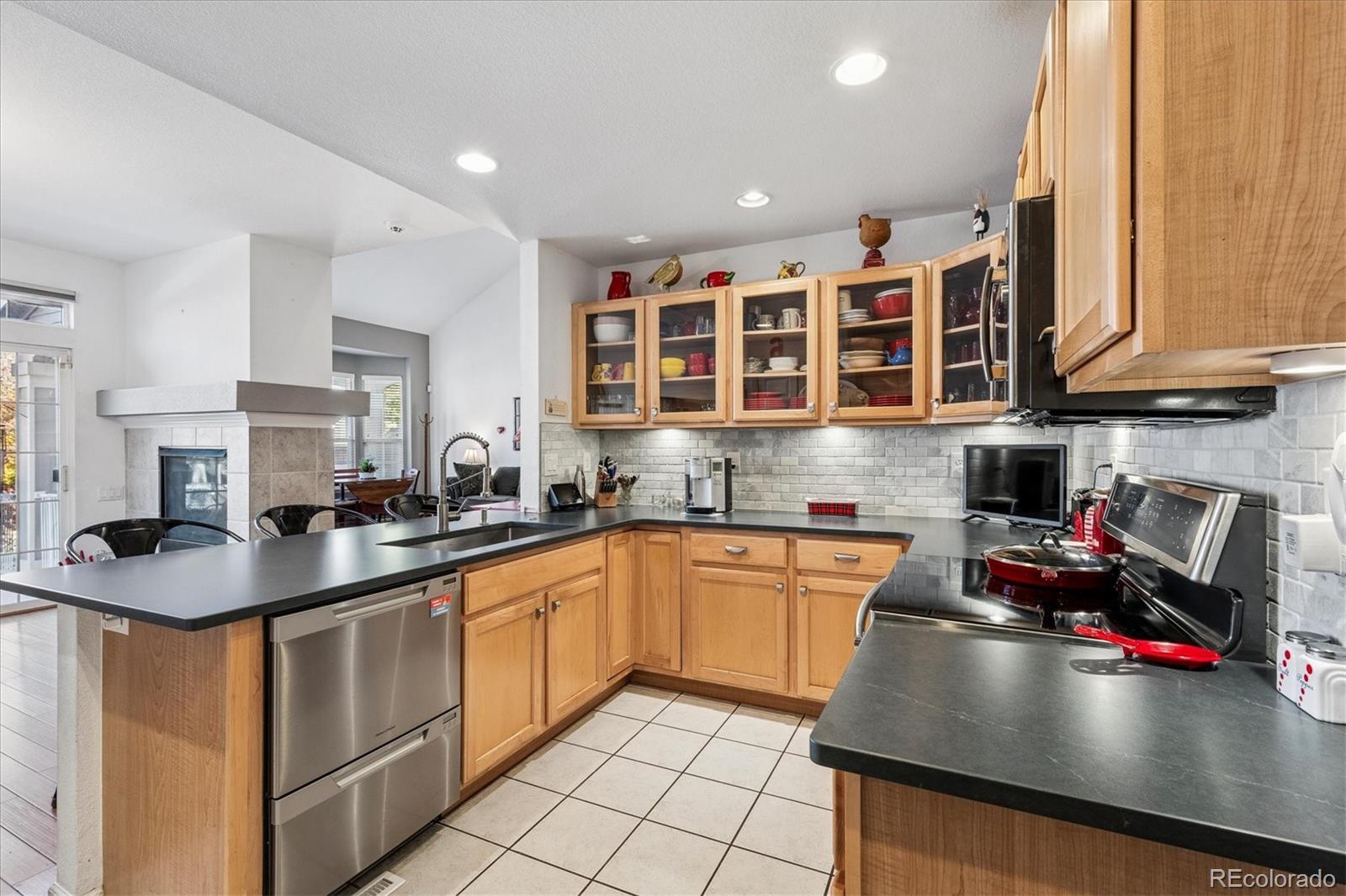 MLS Image #3 for 68 s ulster street ,denver, Colorado