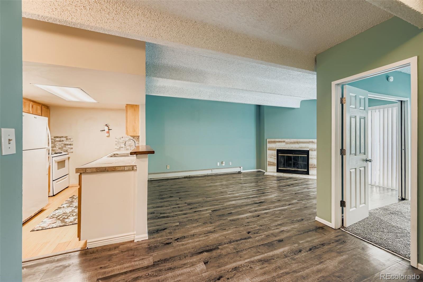 MLS Image #3 for 1011 s ironton street 306,aurora, Colorado