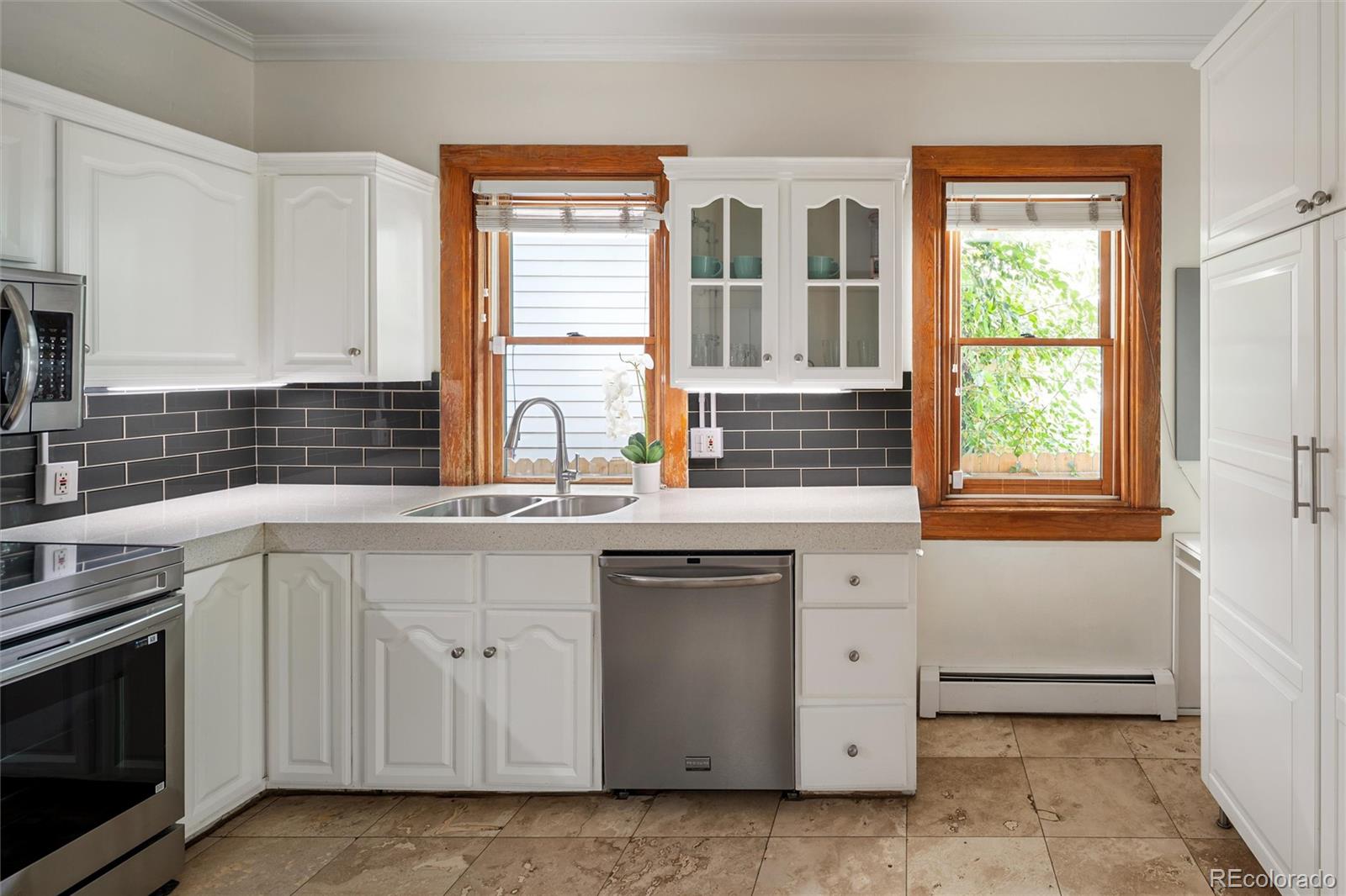 MLS Image #15 for 2078 s pennsylvania street,denver, Colorado