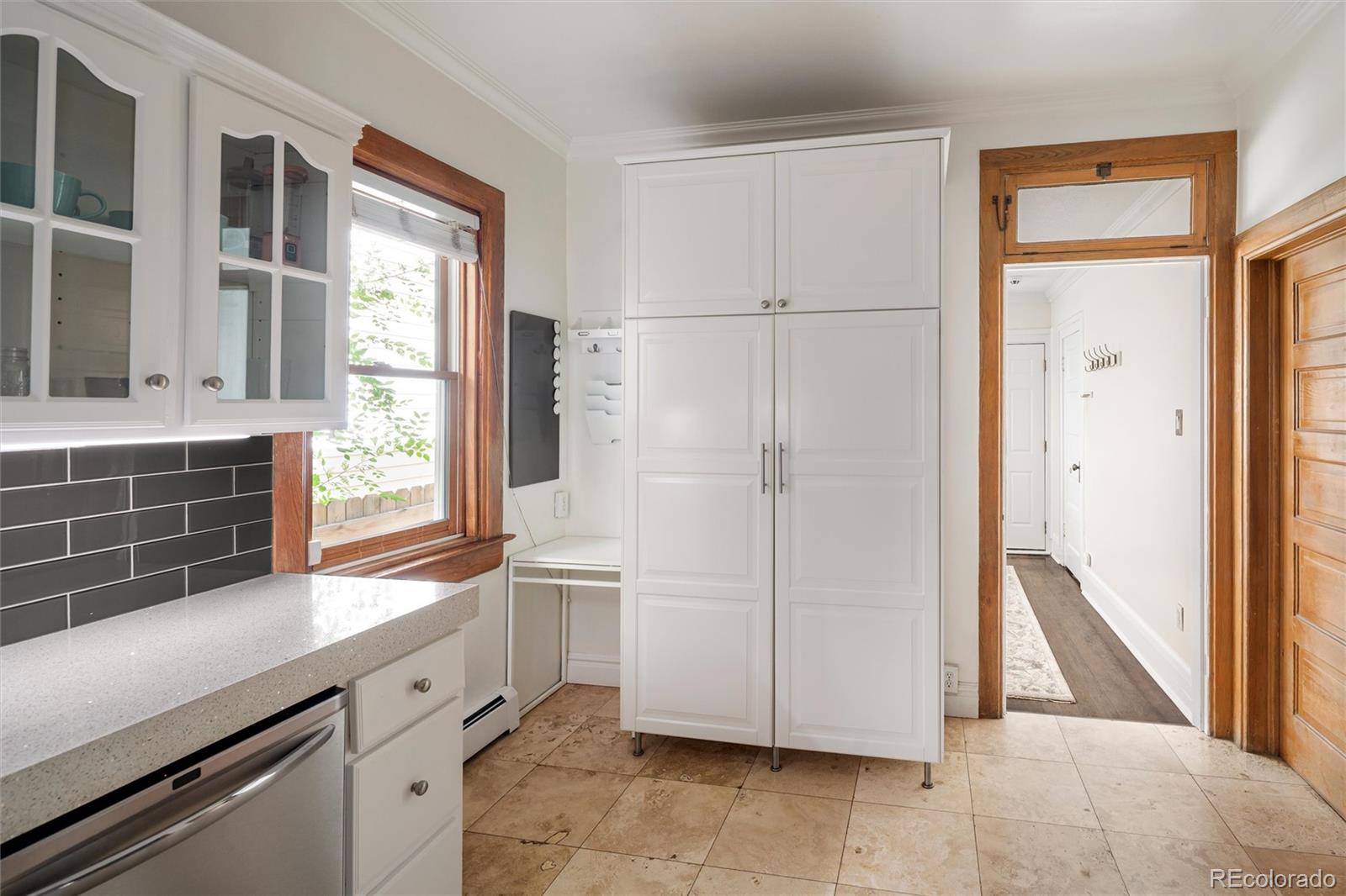 MLS Image #16 for 2078 s pennsylvania street,denver, Colorado
