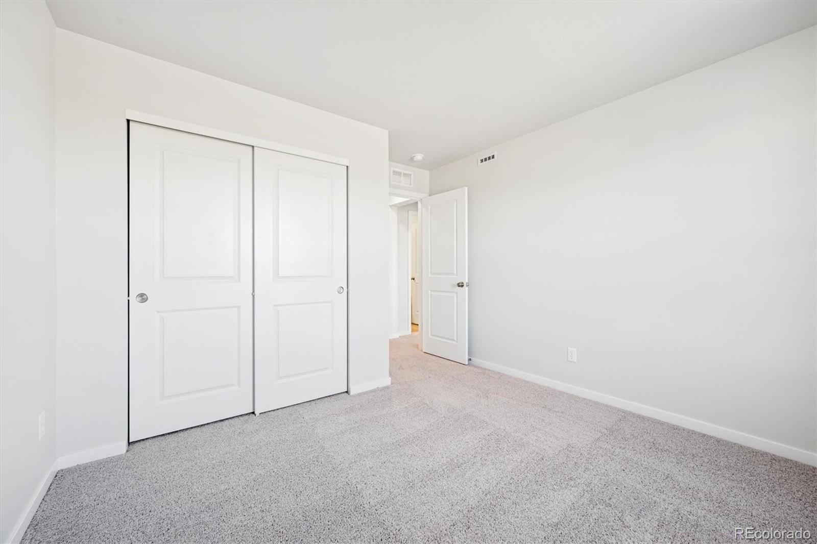 MLS Image #16 for 22736 e 47th place,aurora, Colorado