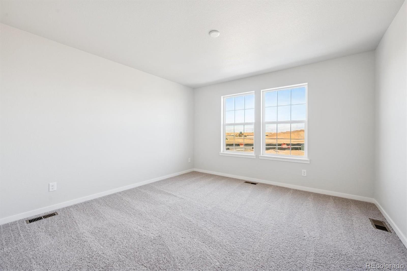 MLS Image #17 for 22736 e 47th place,aurora, Colorado