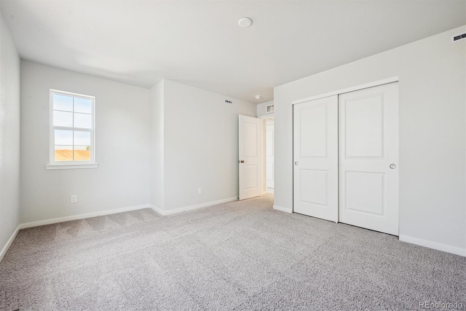 MLS Image #21 for 22736 e 47th place,aurora, Colorado