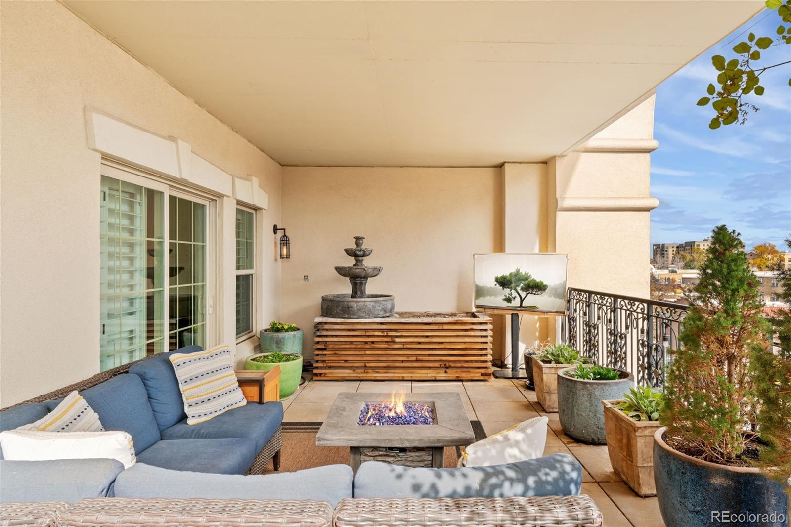 MLS Image #27 for 975 n lincoln street #5a,denver, Colorado