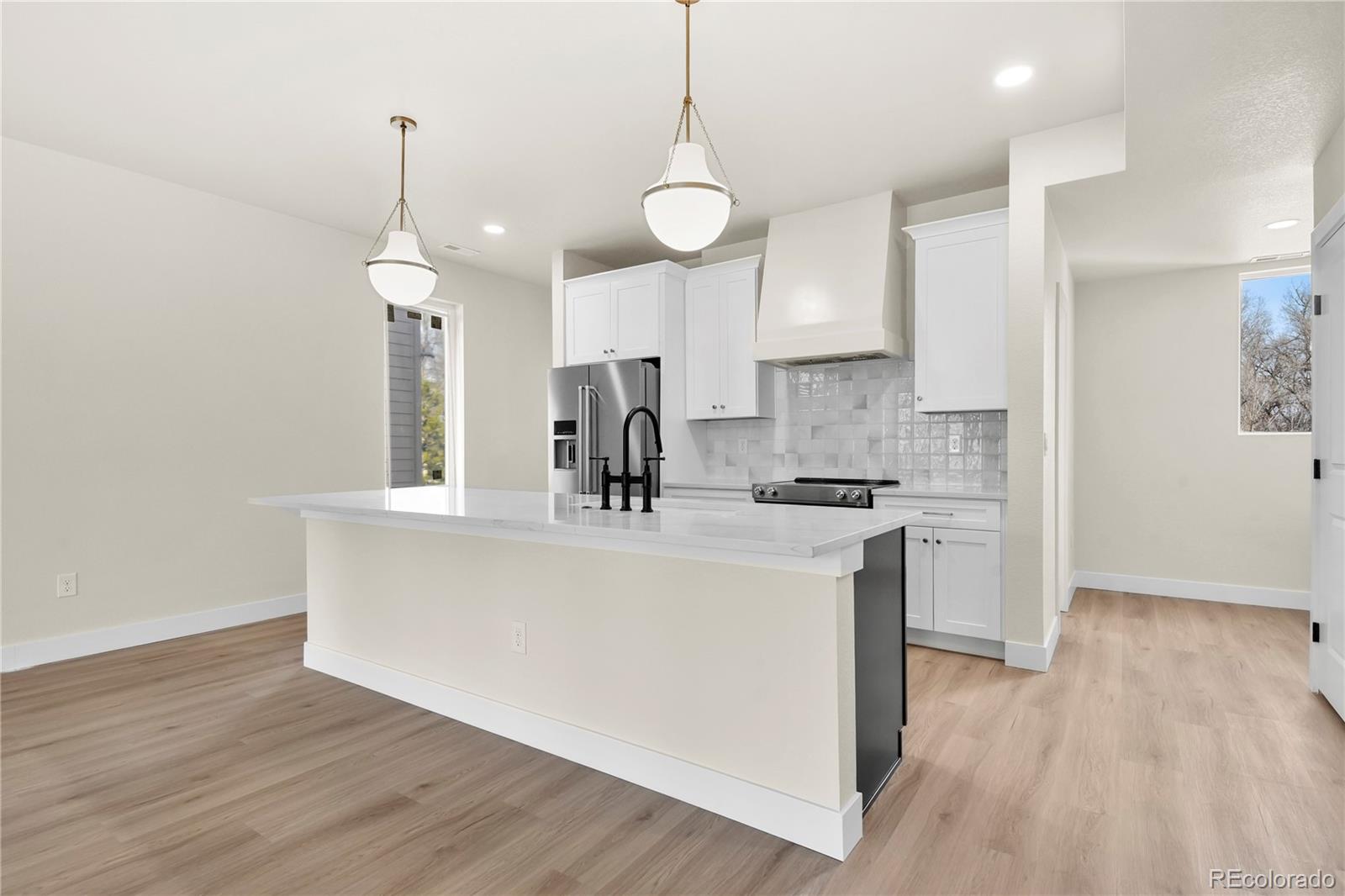 MLS Image #5 for 13  noyer court,colorado springs, Colorado