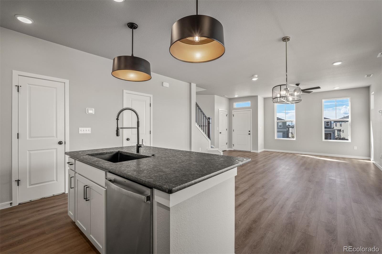 MLS Image #8 for 6313  scrabble view,colorado springs, Colorado
