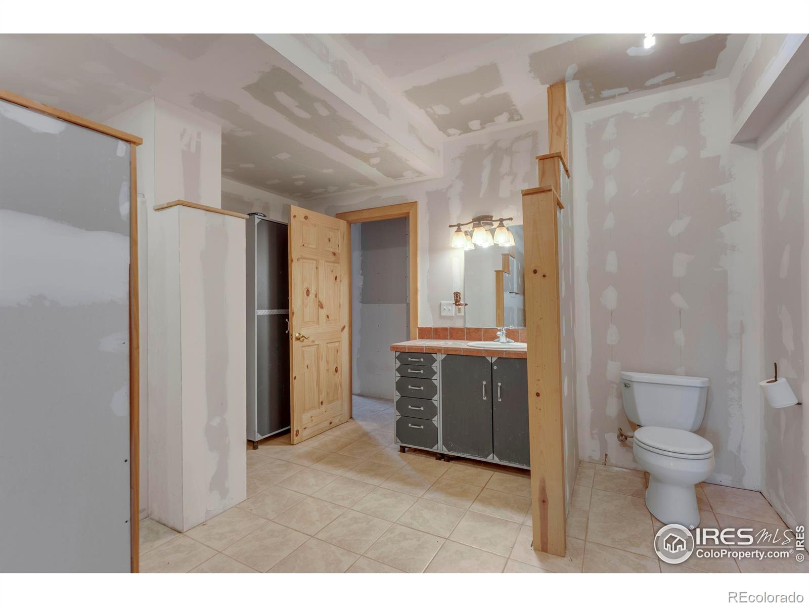 MLS Image #25 for 196  mule deer drive,loveland, Colorado