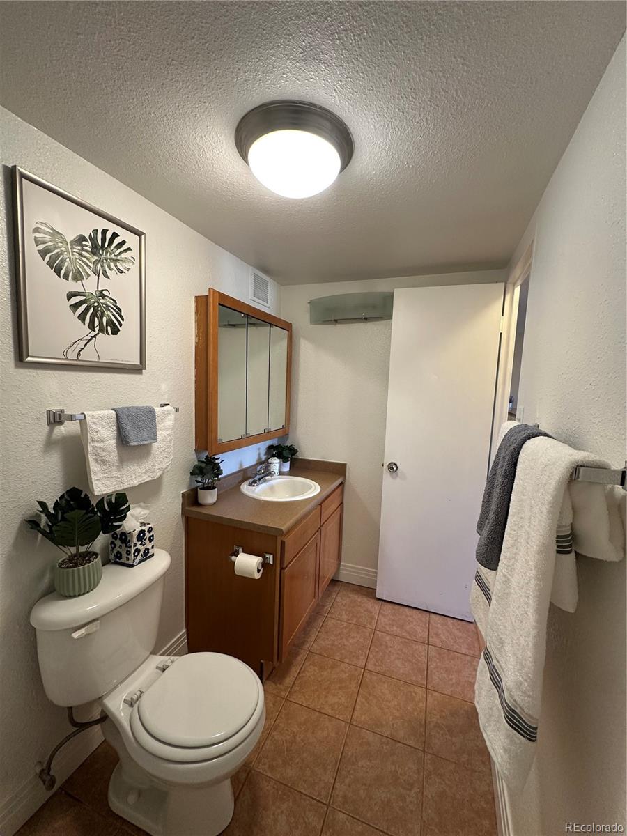 MLS Image #12 for 1196 n grant street,denver, Colorado