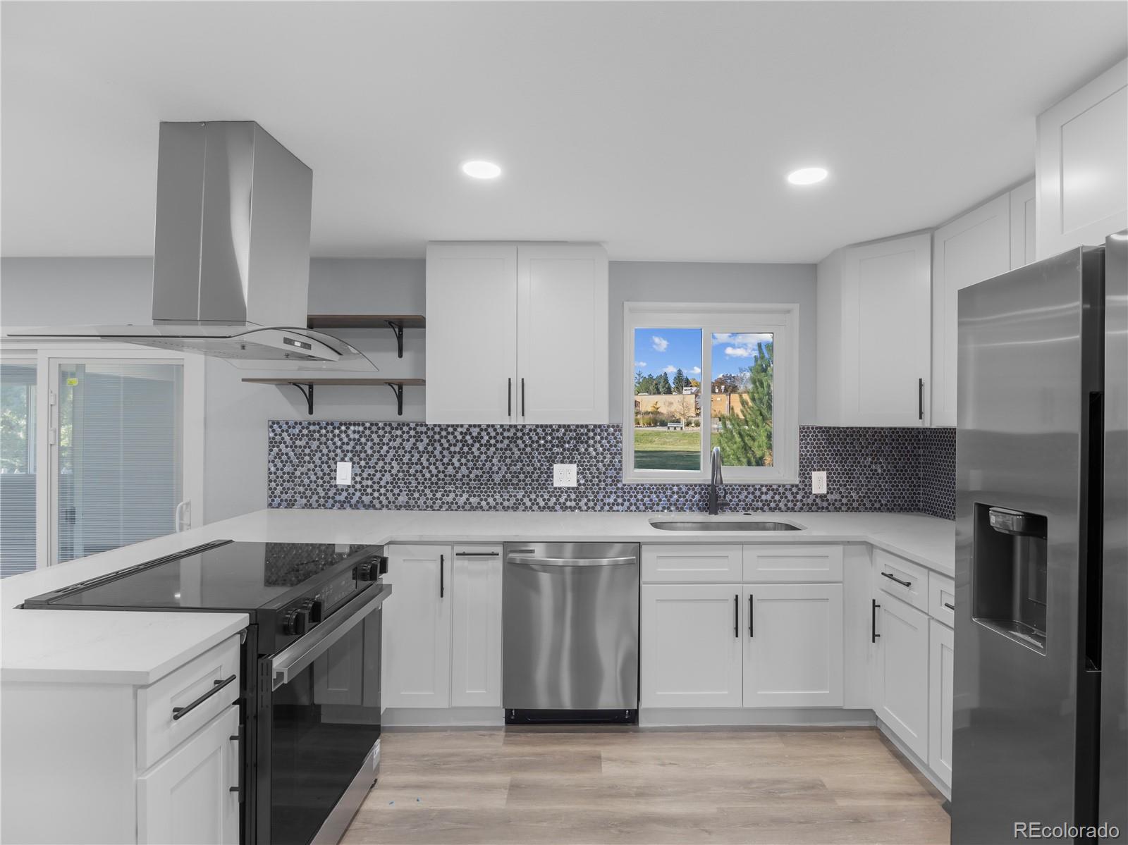 MLS Image #15 for 951 e 10th avenue,broomfield, Colorado
