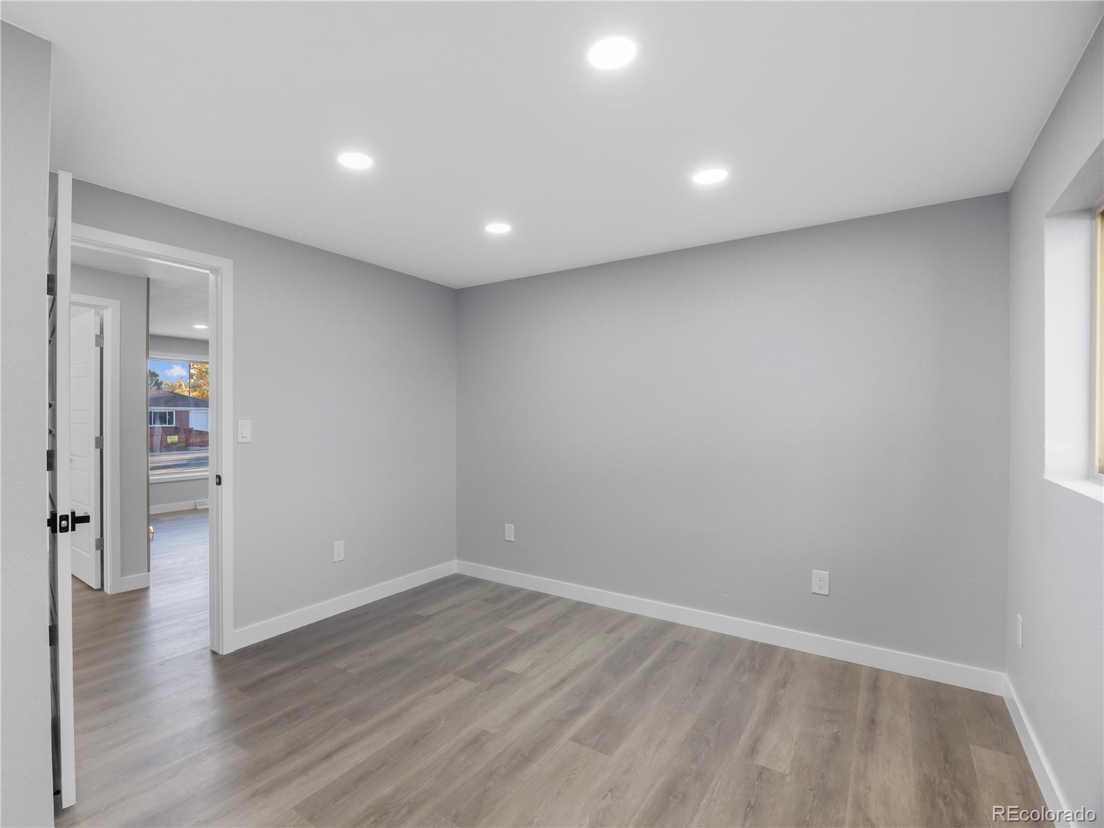 MLS Image #24 for 951 e 10th avenue,broomfield, Colorado