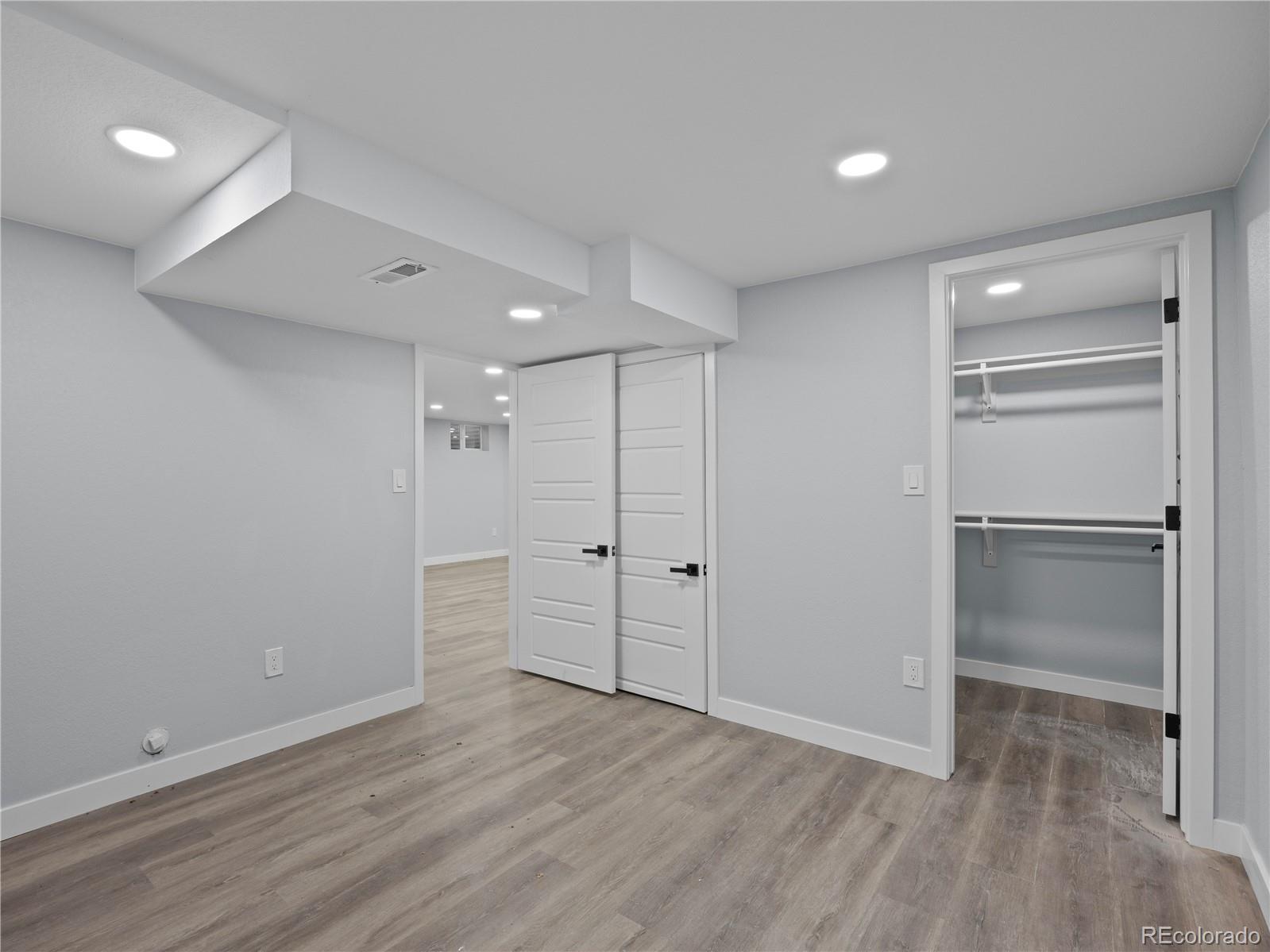 MLS Image #34 for 951 e 10th avenue,broomfield, Colorado