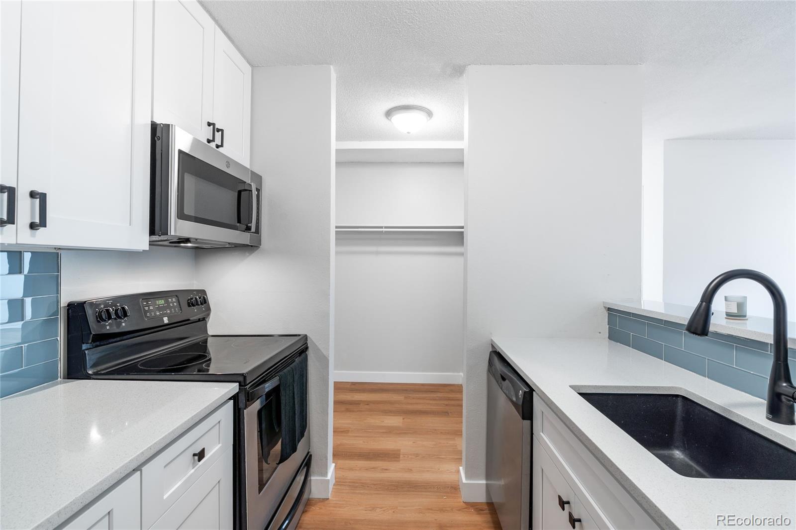 MLS Image #2 for 2231 s vaughn way 118b,aurora, Colorado