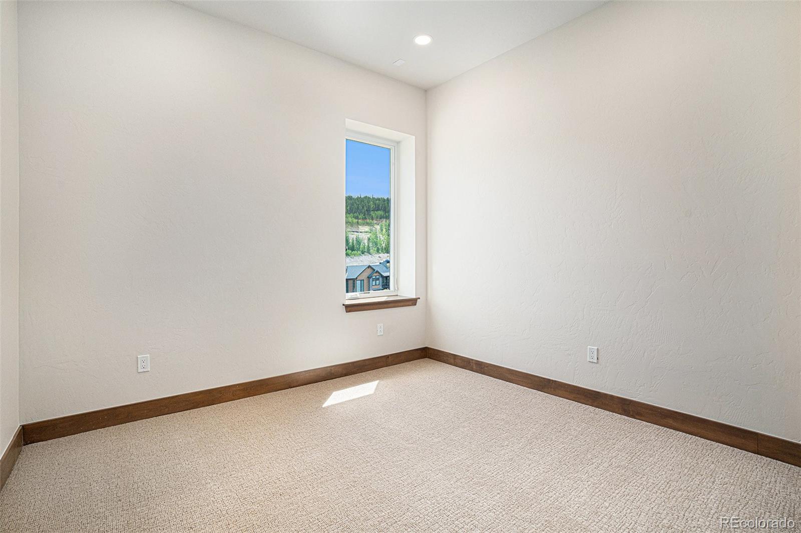 MLS Image #13 for 35  sunny ridge lane,winter park, Colorado