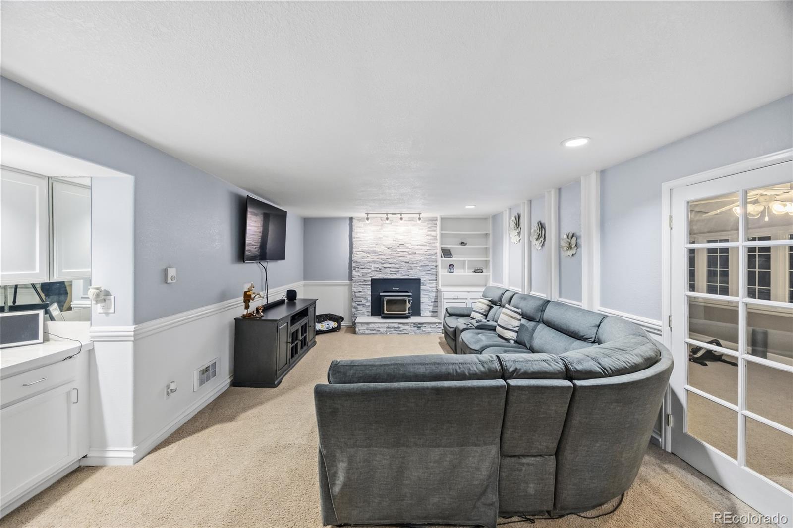 MLS Image #12 for 6469 s yukon street,littleton, Colorado