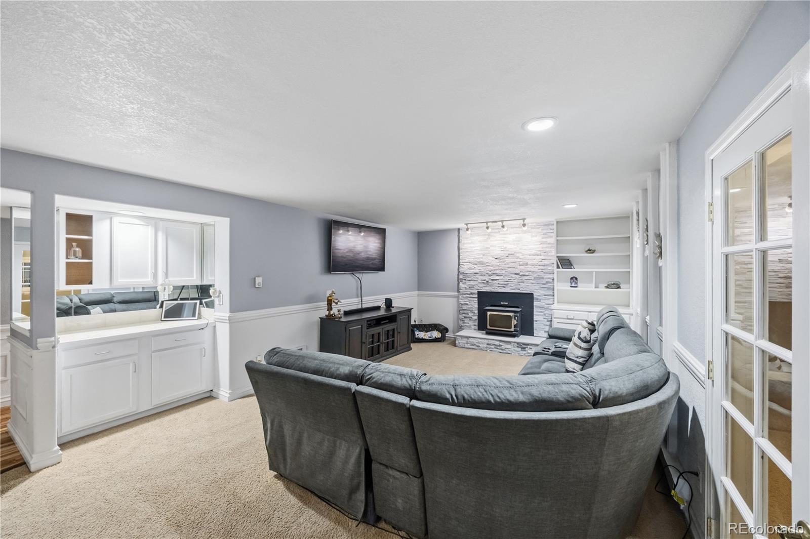 MLS Image #13 for 6469 s yukon street,littleton, Colorado