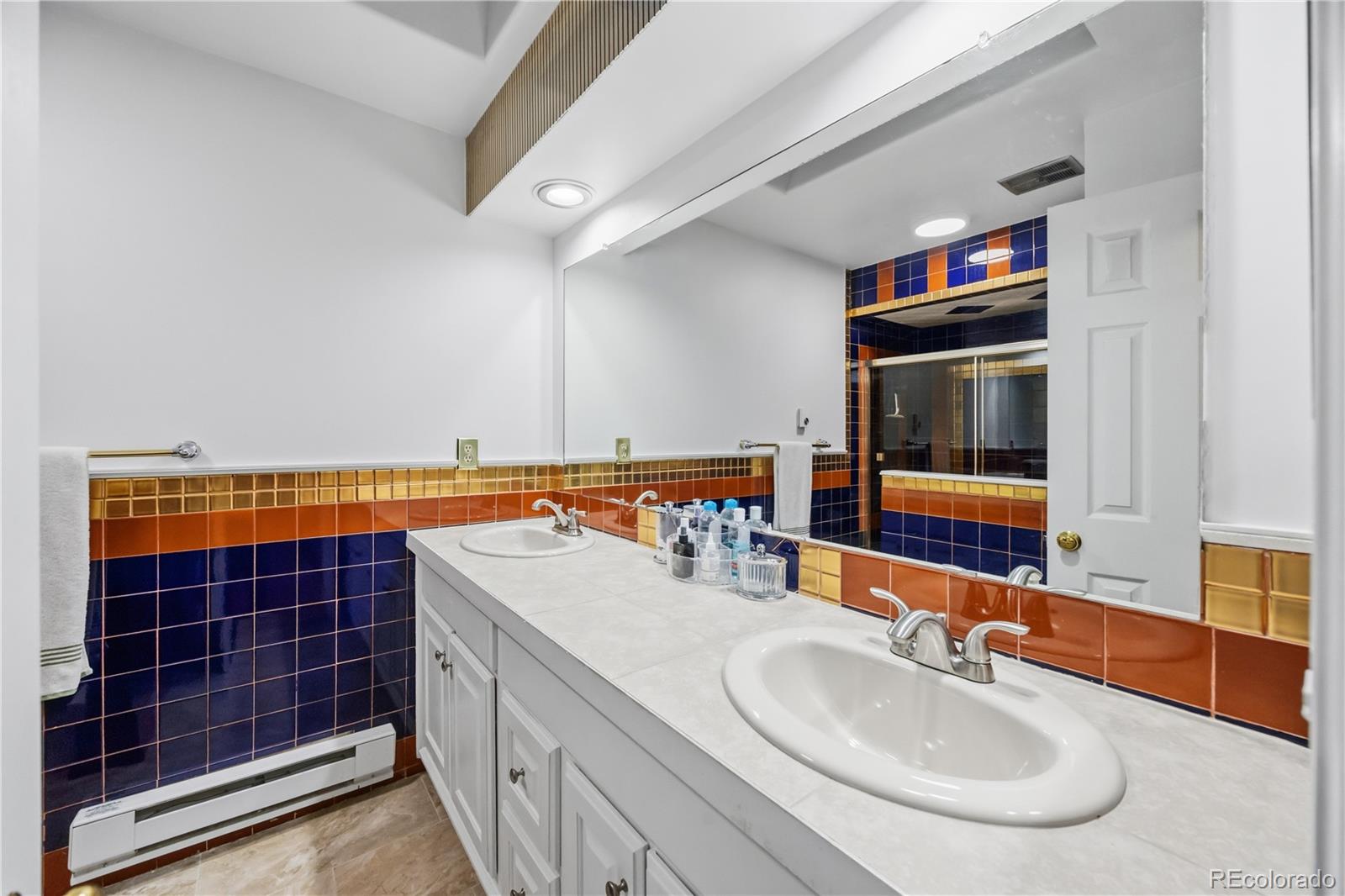 MLS Image #25 for 6469 s yukon street,littleton, Colorado