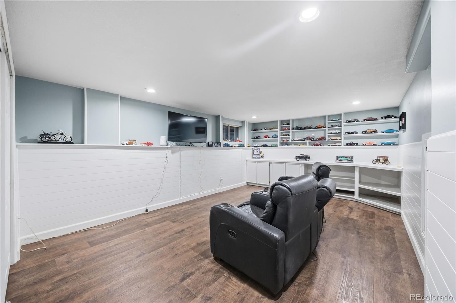 MLS Image #31 for 6469 s yukon street,littleton, Colorado