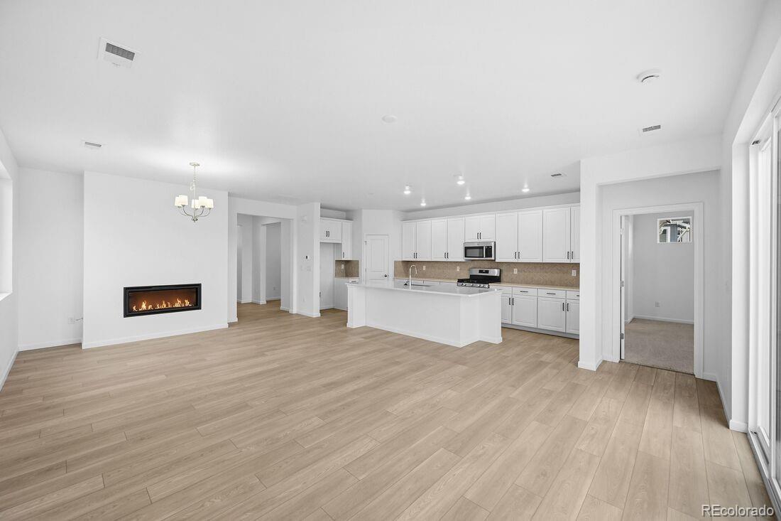 MLS Image #11 for 16887 w 92nd drive,arvada, Colorado