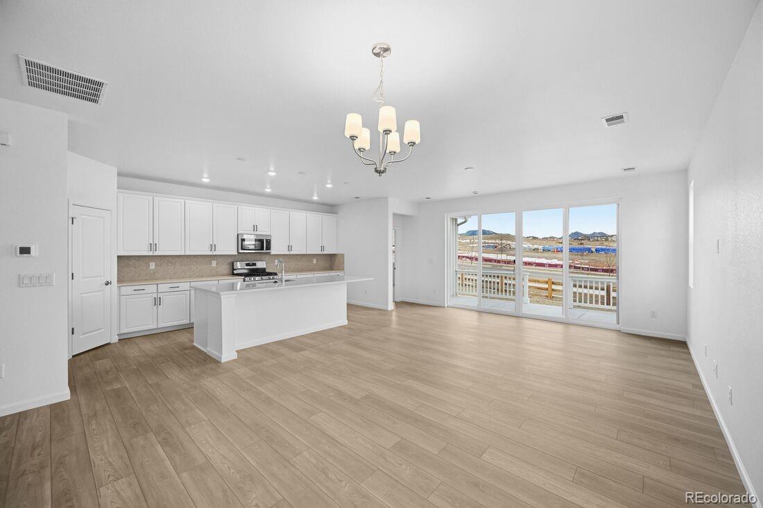 MLS Image #14 for 16887 w 92nd drive,arvada, Colorado