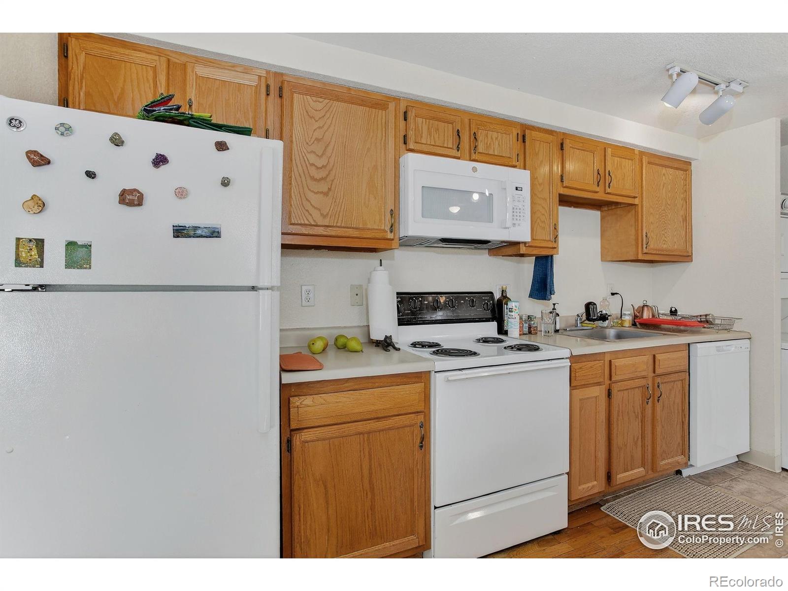 MLS Image #6 for 961  16th street,boulder, Colorado