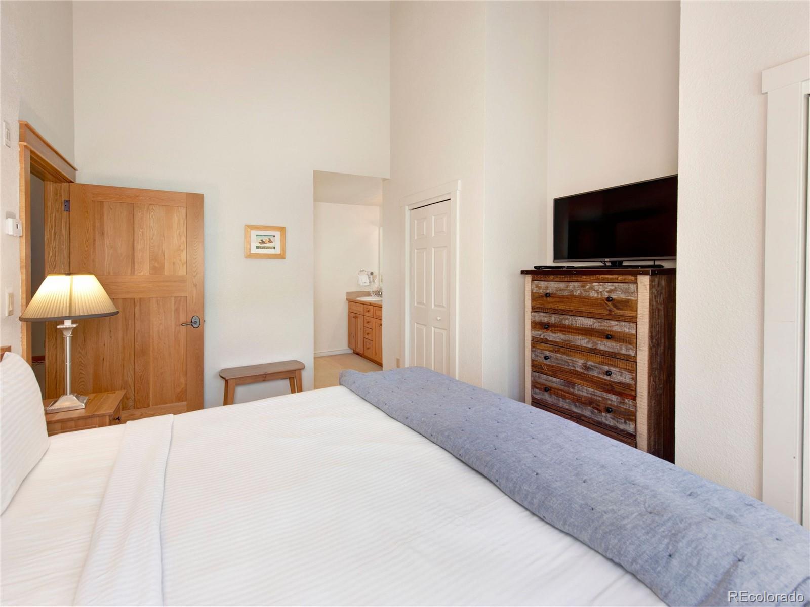 MLS Image #19 for 57  lake ridge circle,dillon, Colorado