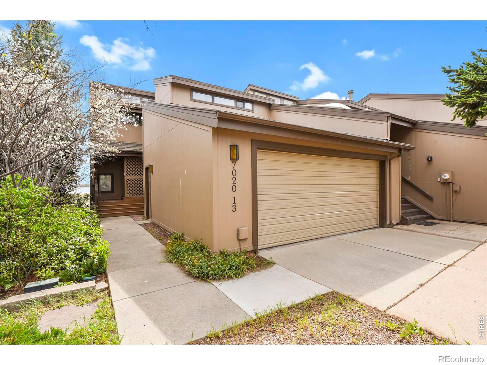 MLS Image #3 for 7020 w stetson place,littleton, Colorado