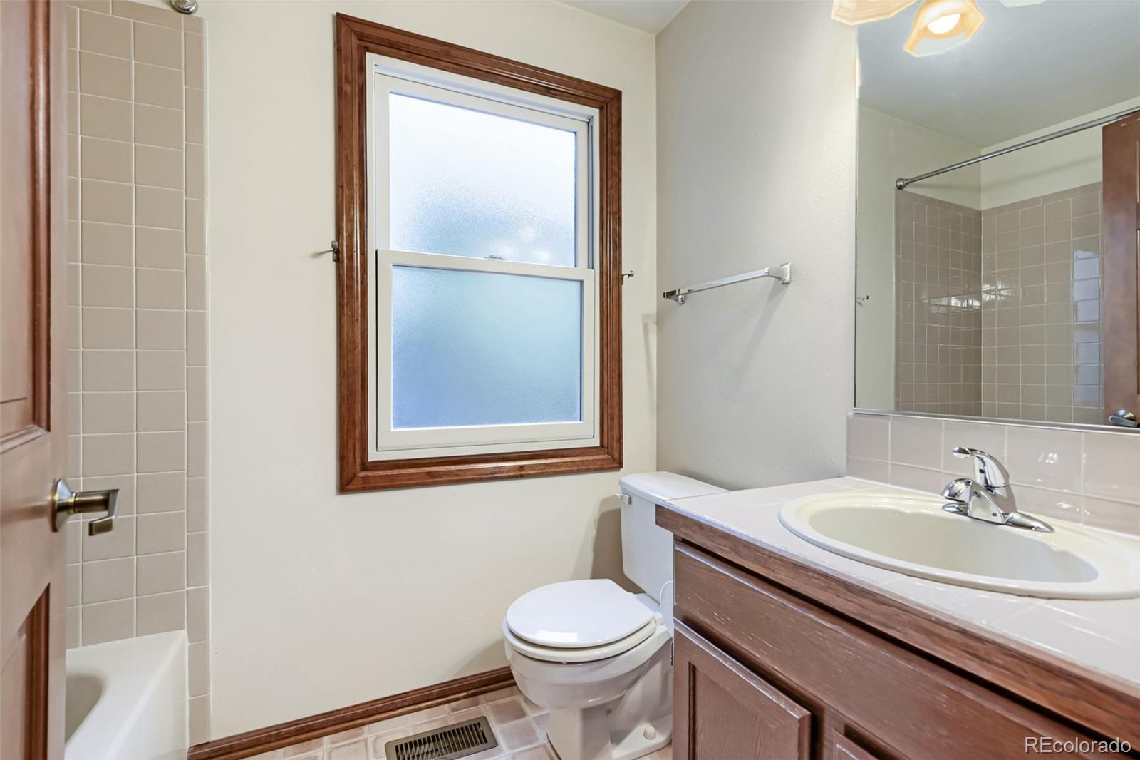 MLS Image #21 for 8022 s williams circle,centennial, Colorado