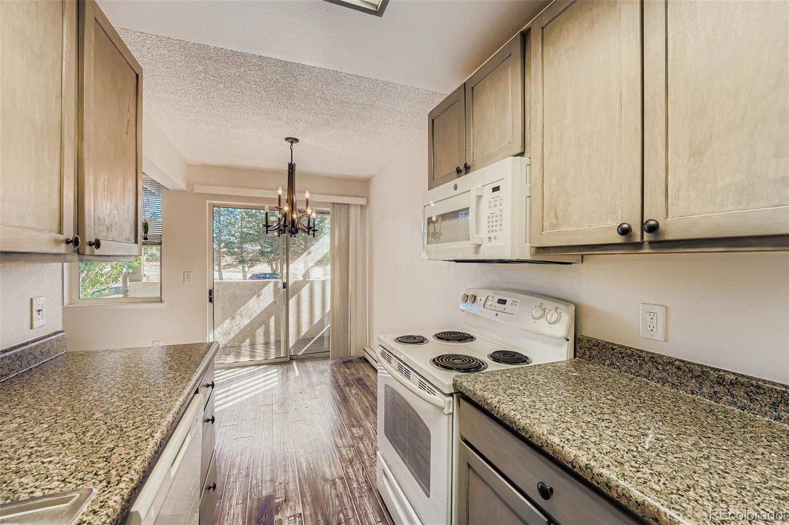 MLS Image #7 for 17595 e mansfield avenue,aurora, Colorado